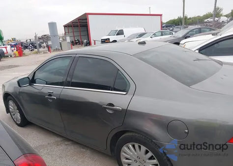 2011 Ford Fusion Hybrid from USA, damaged, VIN 3FADP0L31BR273685